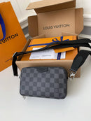 Bolsa Louis Vuitton ALPHA WEARABLE
