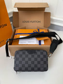 Bolsa Louis Vuitton ALPHA WEARABLE
