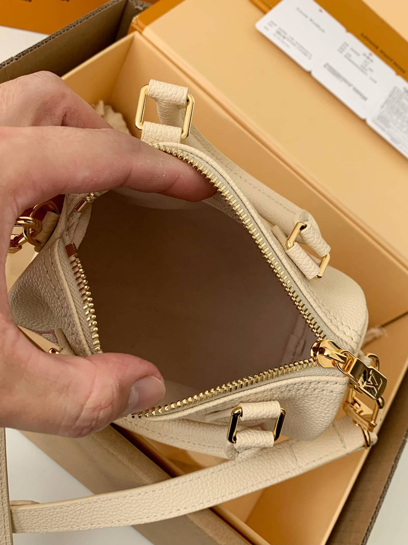 Bolsa Louis Vuitton NANO SPEEDY