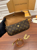 Bolsa Louis Vuitton Wallet on Chain Ivy