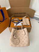 Bolsa Louis Vuitton BLOSSOM