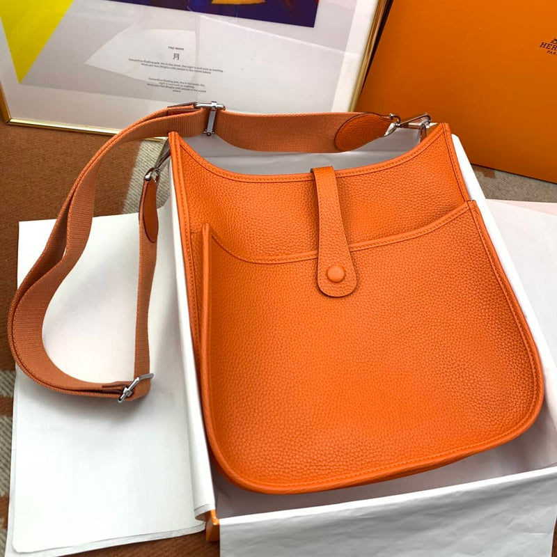 Bolsa Hermès Evelyn 28cm J7 Clemence TC