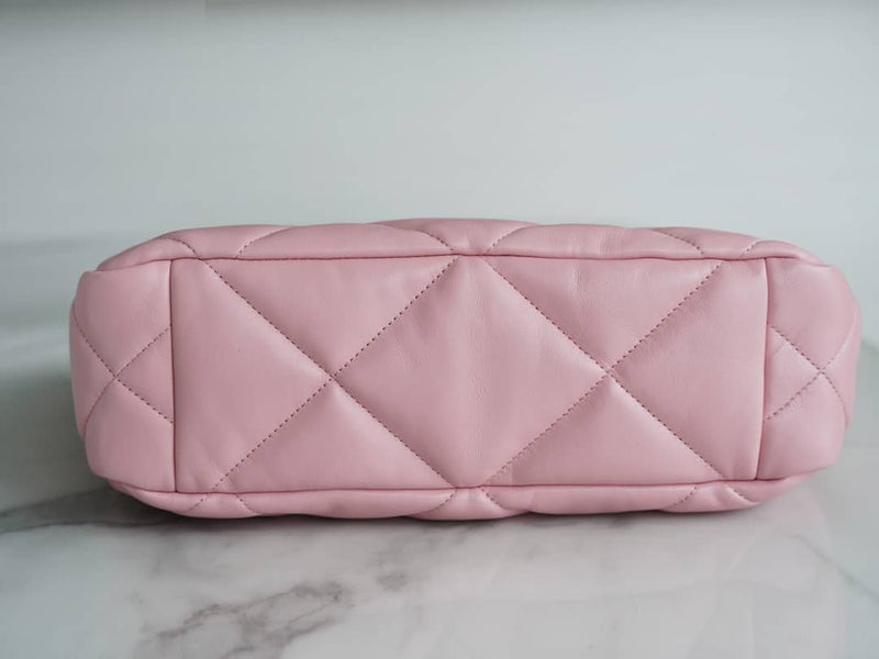 Bolsa CHANEL 19