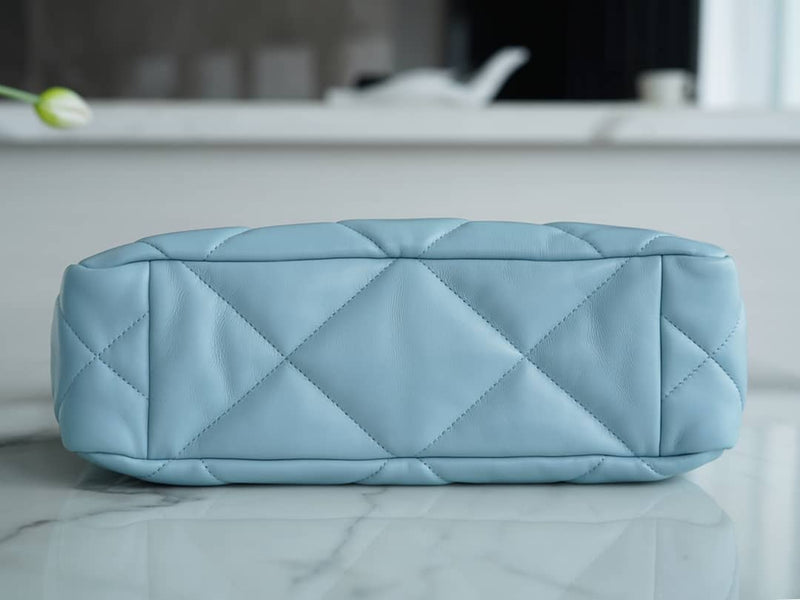 Bolsa CHANEL 19