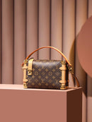 Bolsa Louis Vuitton Side Trunk