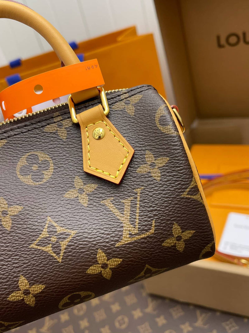 Bolsa Louis Vuitton Nano Speedy