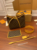 Bolsa Louis Vuitton  CarryAll PM