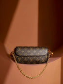 Bolsa Louis Vuitton  Wallet on Chain Ivy