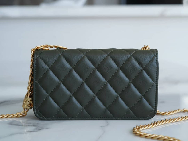 Bolsa CHANEL 22K
