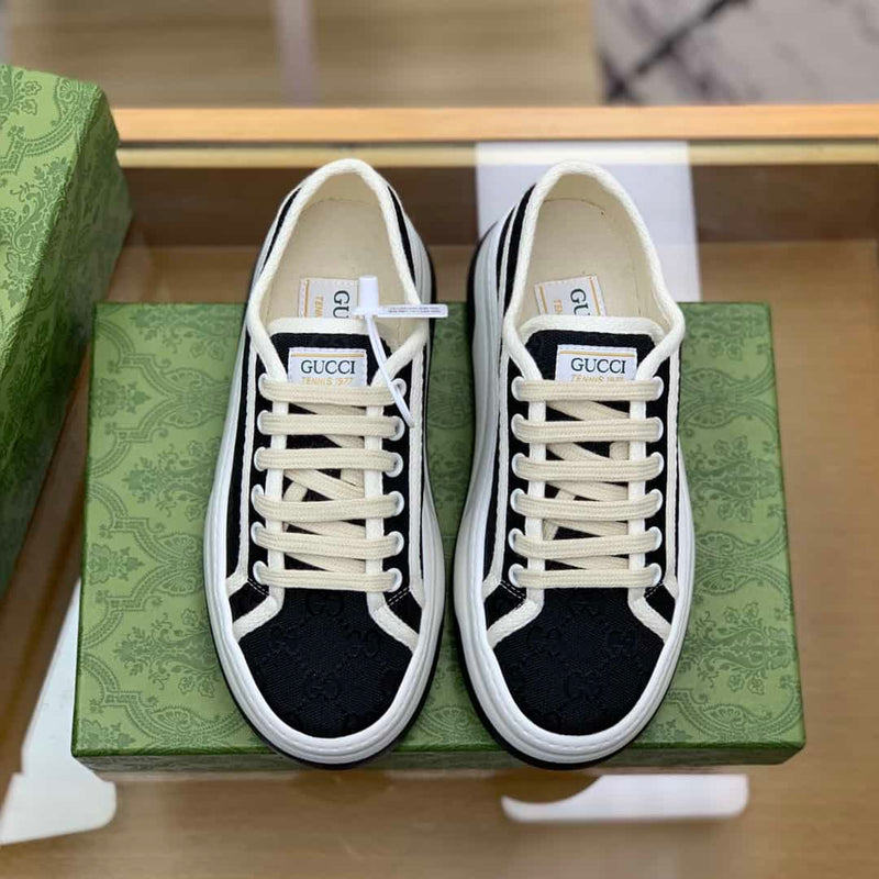 Tênis Gucci