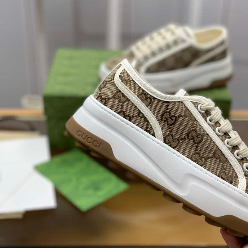 Tênis Gucci