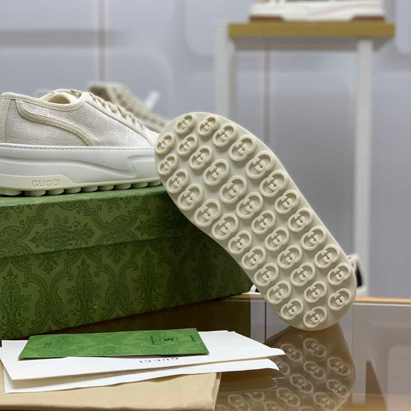 Tênis Gucci