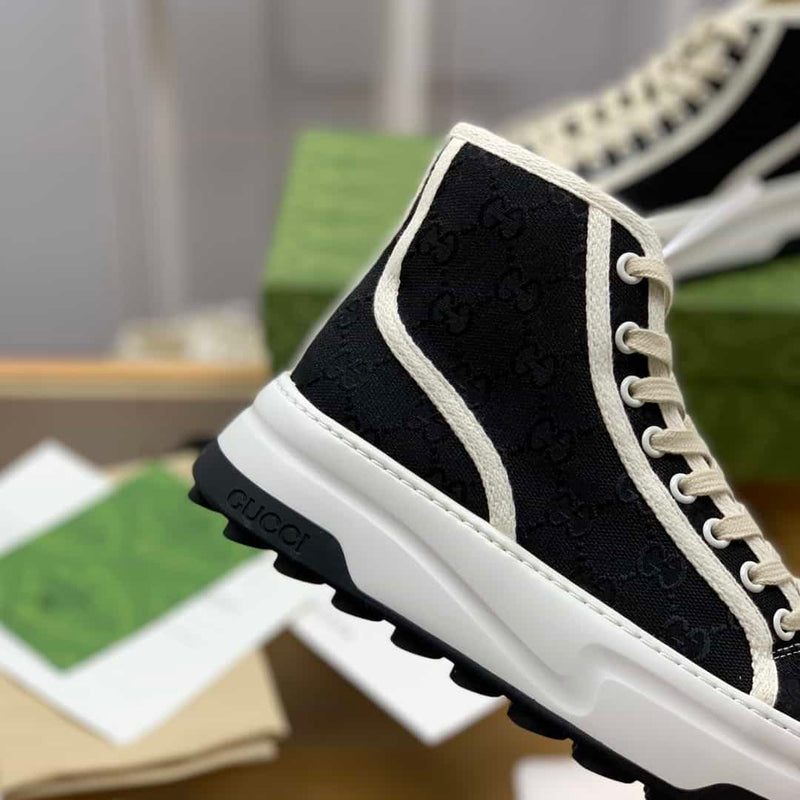 Tênis Gucci