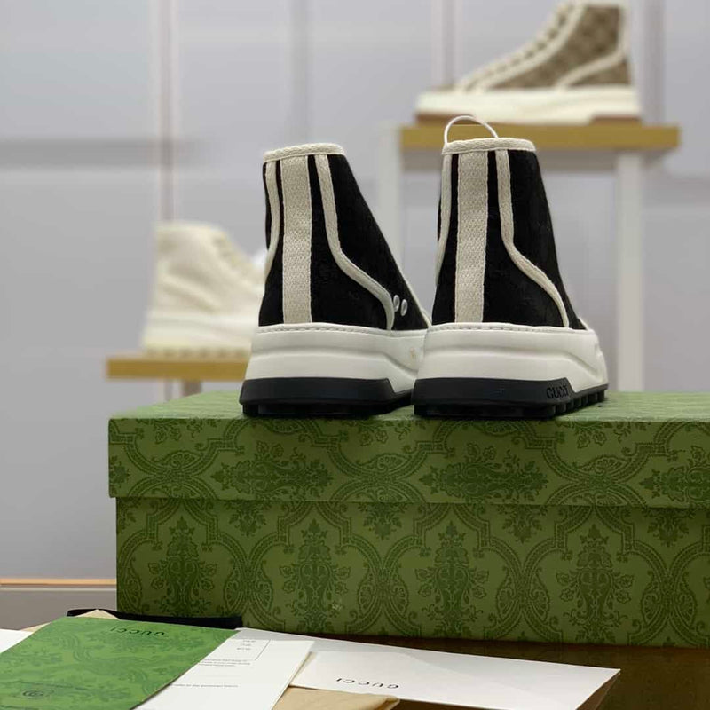 Tênis Gucci