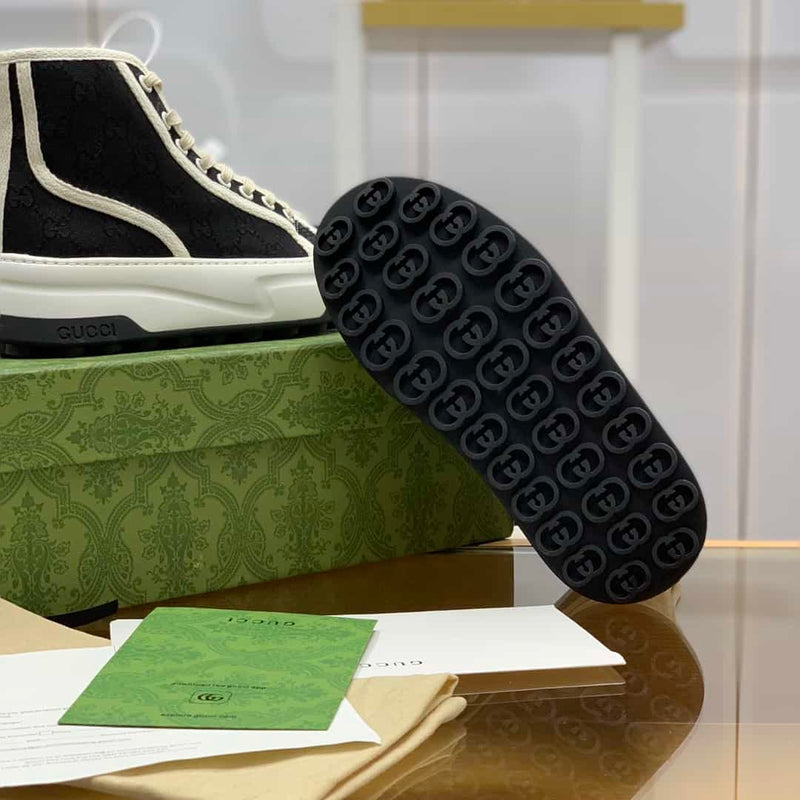 Tênis Gucci