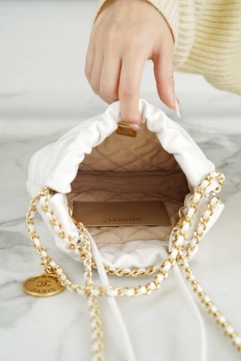 Bolsa CHANEL 23s 22Mini bag