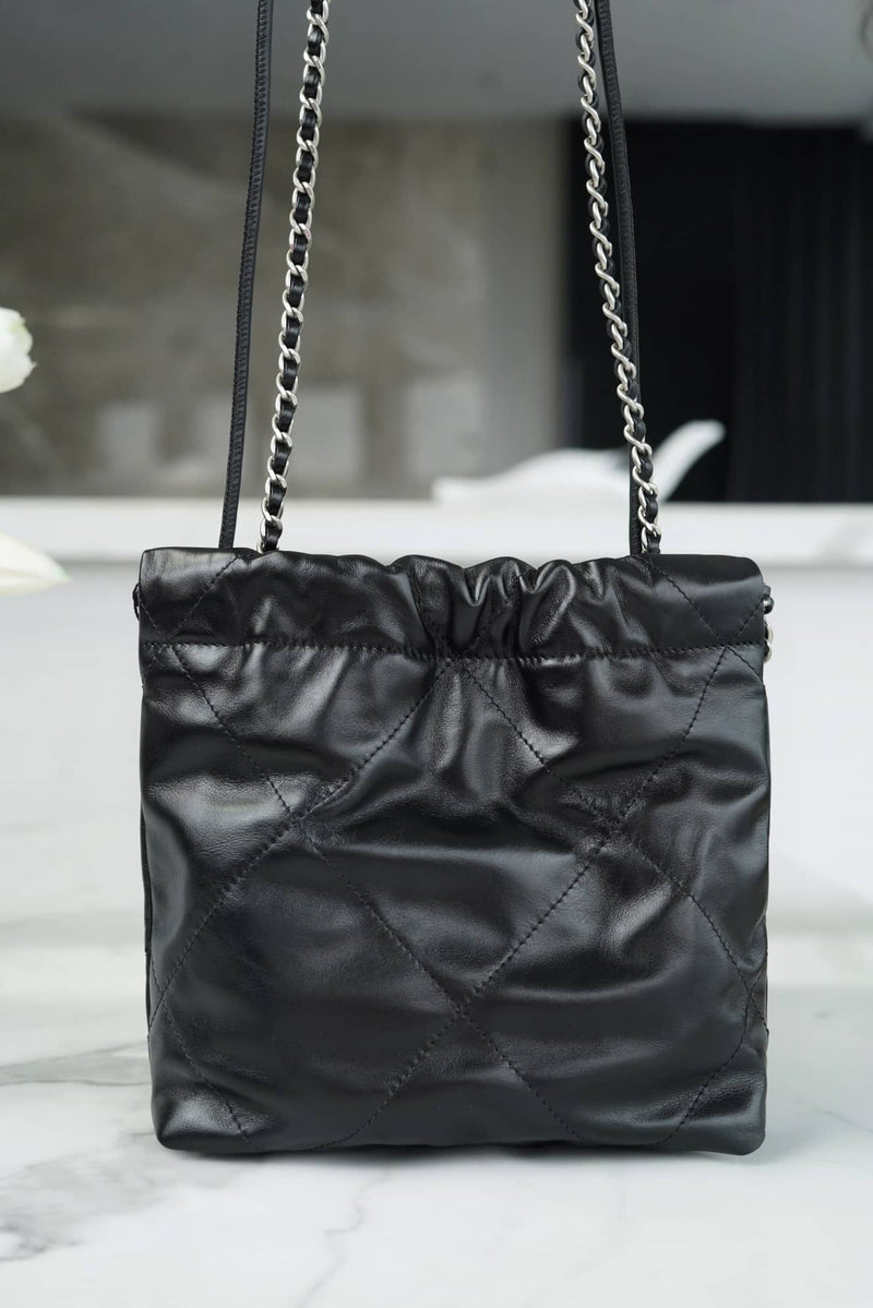 Bolsa CHANEL 23s 22Mini bag