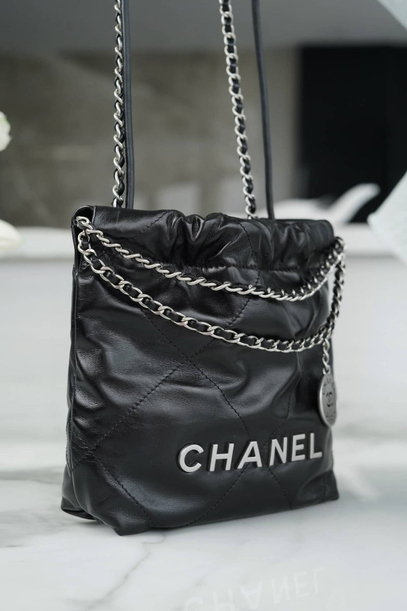 Bolsa CHANEL 23s 22Mini bag