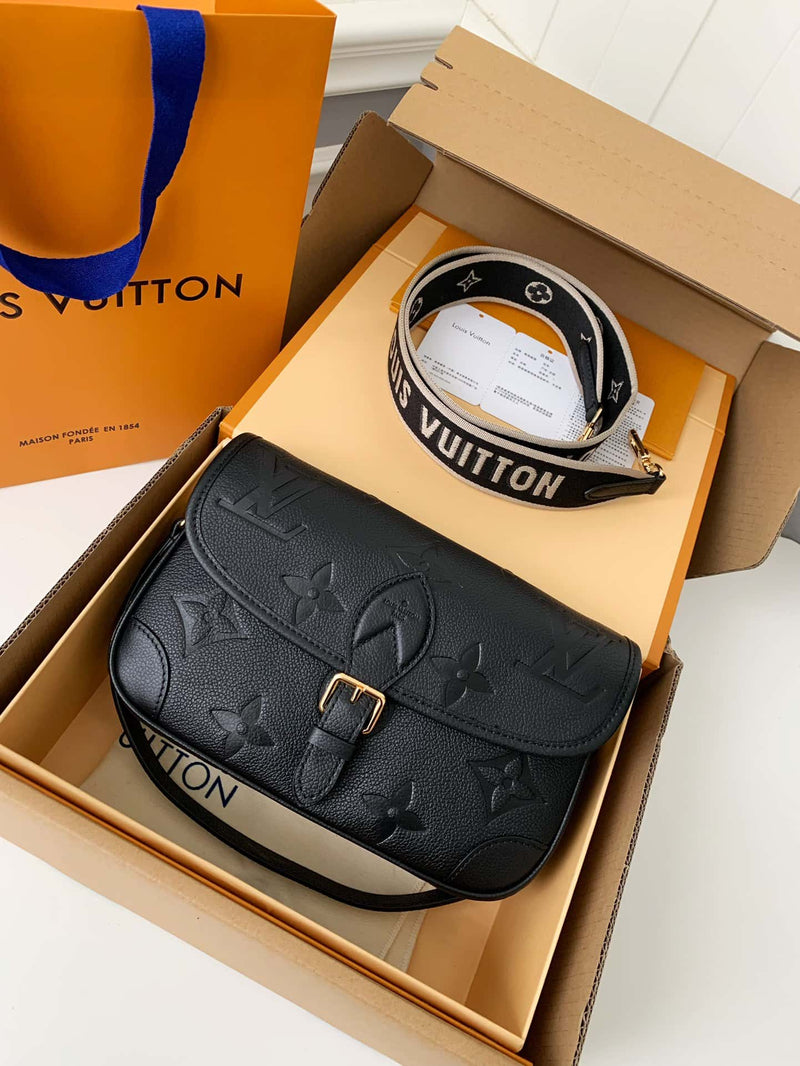 Bolsa Louis Vuitton Diane