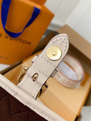 Bolsa Louis Vuitton Diana Creme