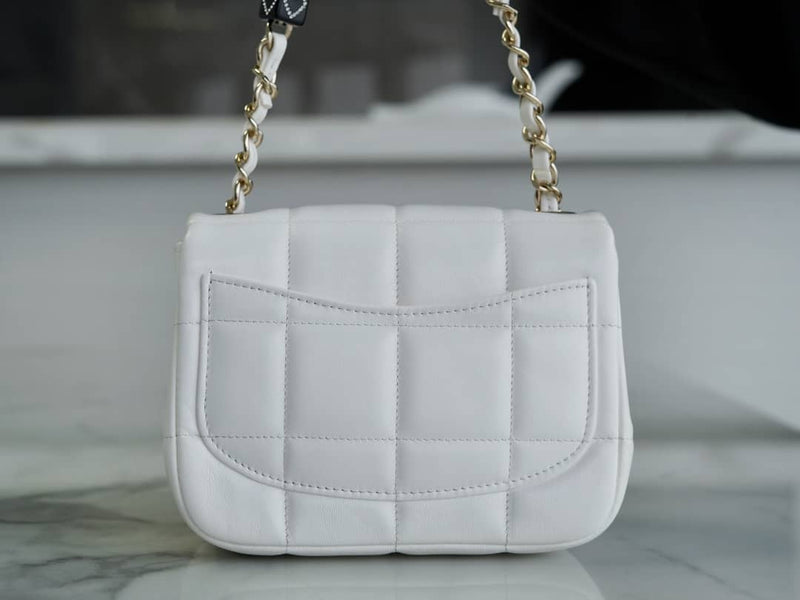 Bolsa CHANEL 23𝑪