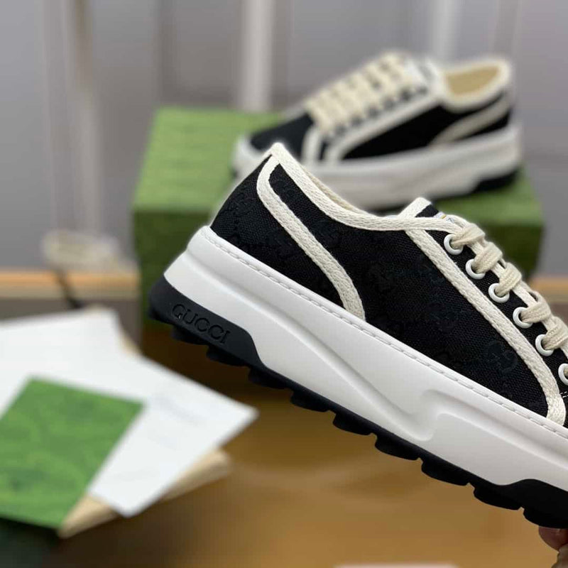 Tênis Gucci