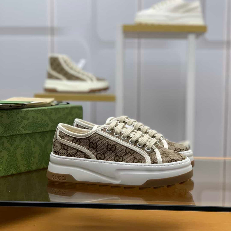 Tênis Gucci