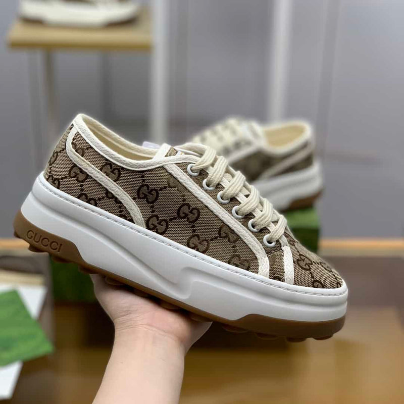 Tênis Gucci