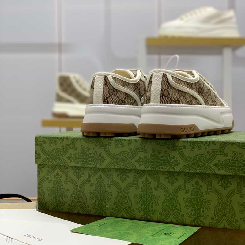 Tênis Gucci