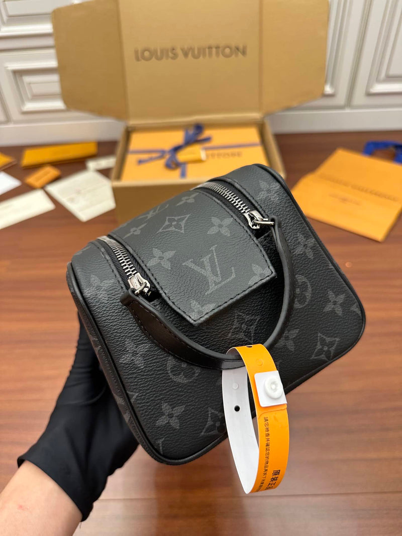 Bolsa Louis Vuitton DOPP KIT