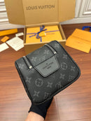 Bolsa Louis Vuitton DOPP KIT