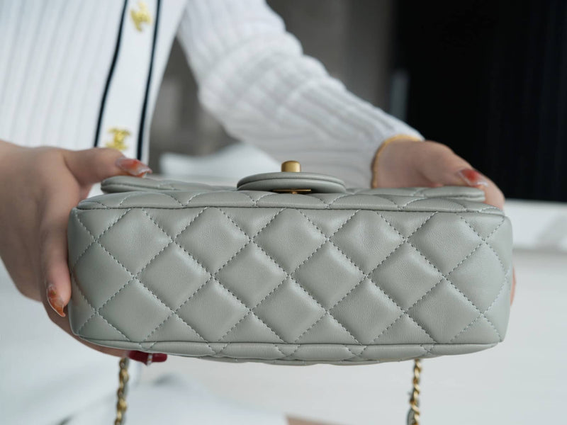 Bolsa CHANEL CF20CM Mini