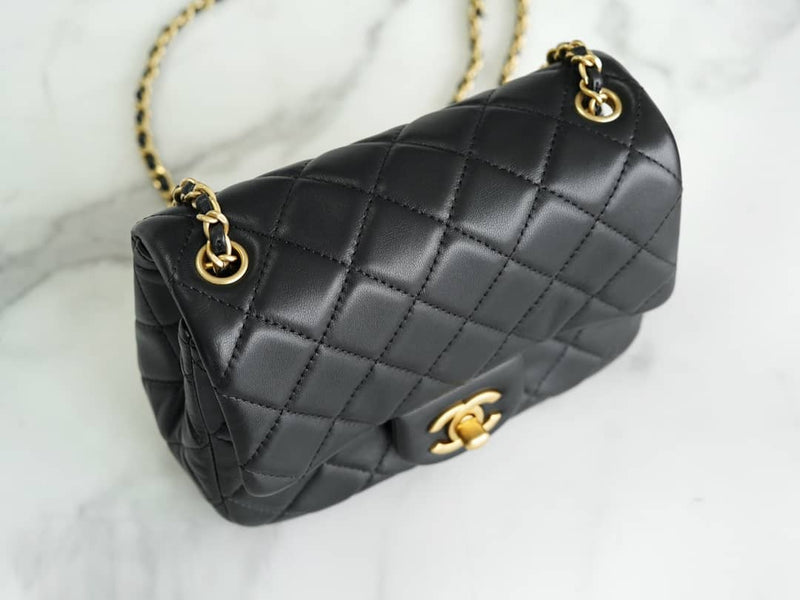 Bolsa CHANEL 18CM