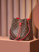 Bolsa Louis Vuitton NéoNoé