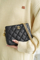 Bolsa CHANEL 23P HoBo
