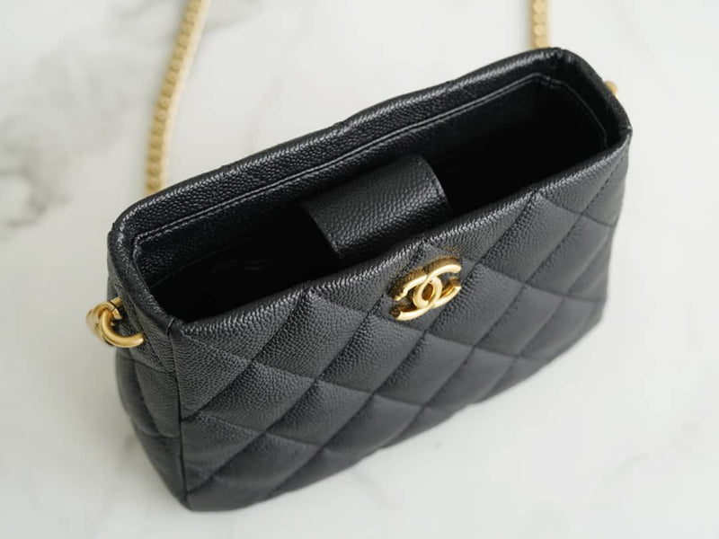 Bolsa CHANEL 23P HoBo