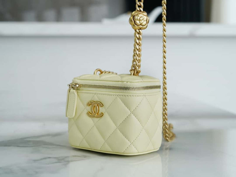 Bolsa CHANEL 23s