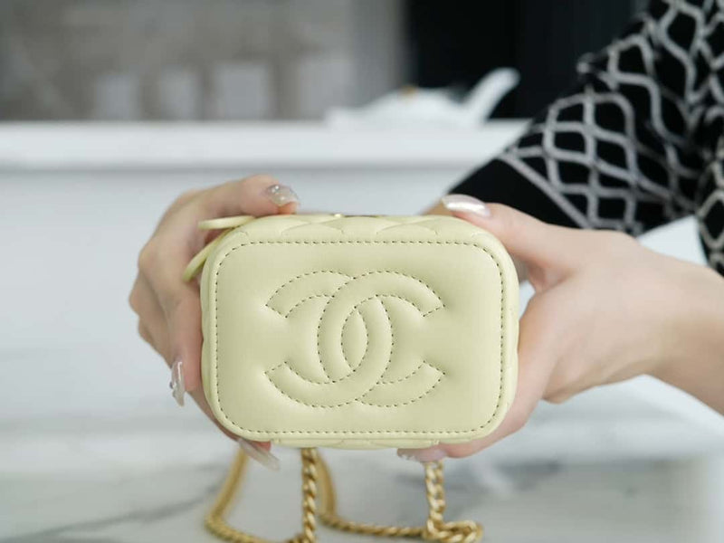 Bolsa CHANEL 23s
