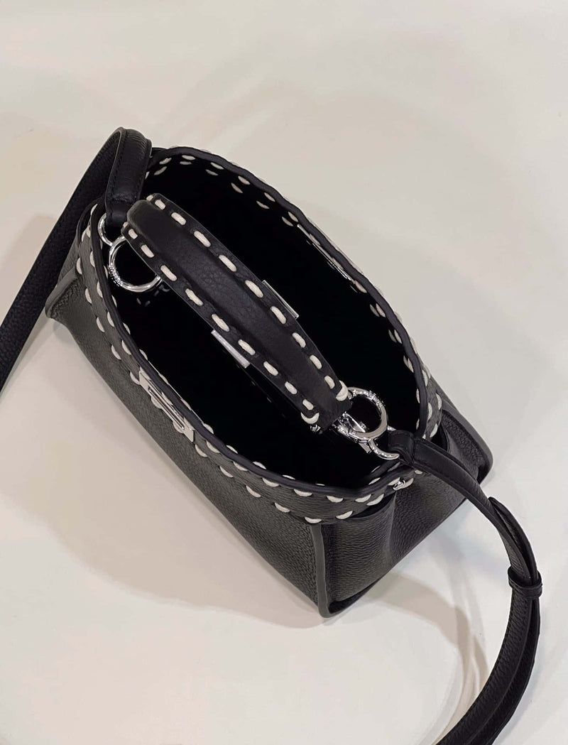 Bolsa FENDI Peekaboo