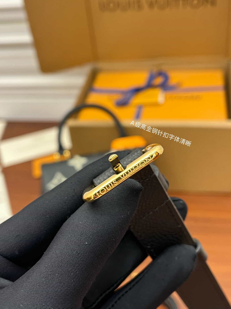 Bolsa Louis Vuitton  Madeleine BB