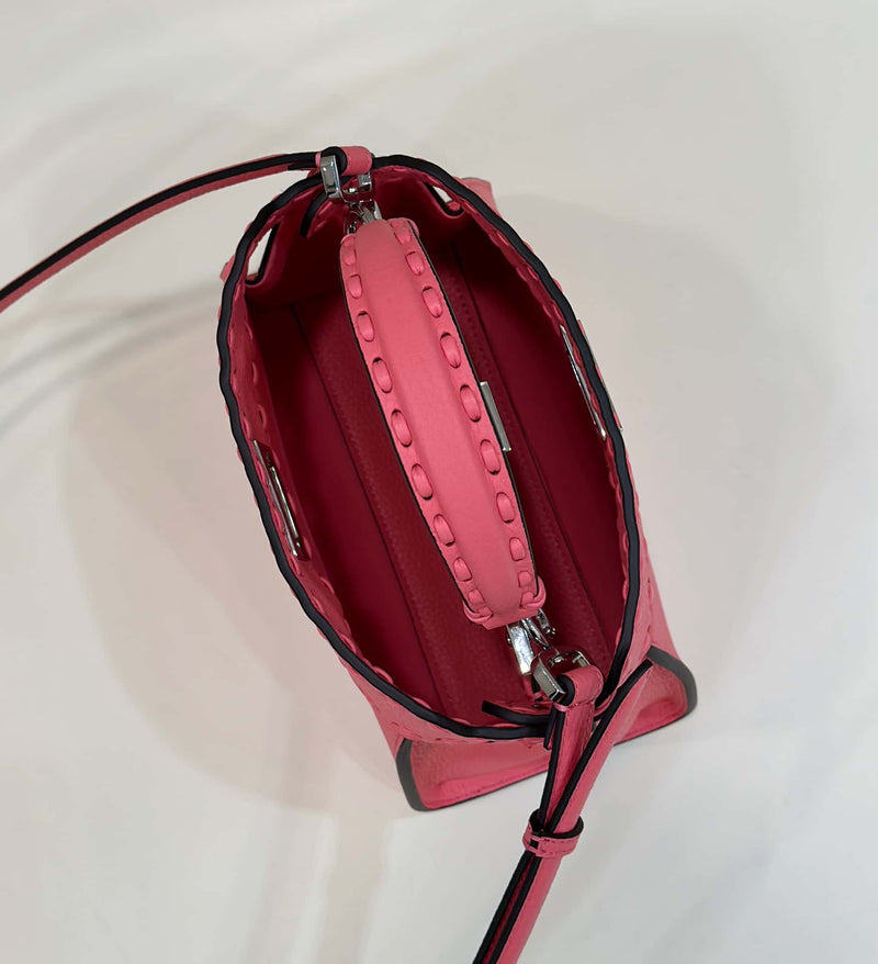 Bolsa FENDI peekaboo
