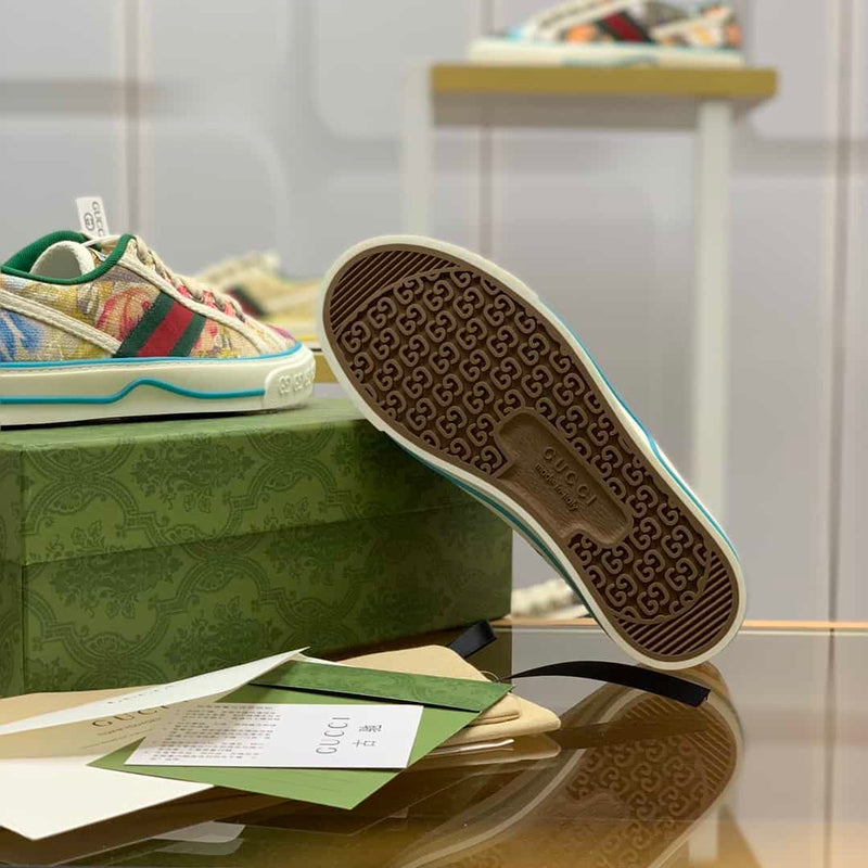 Tênis Gucci