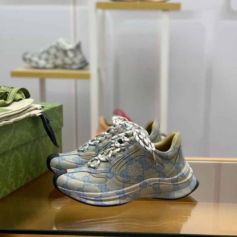 Tênis Gucci