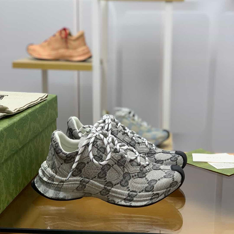 Tênis Gucci
