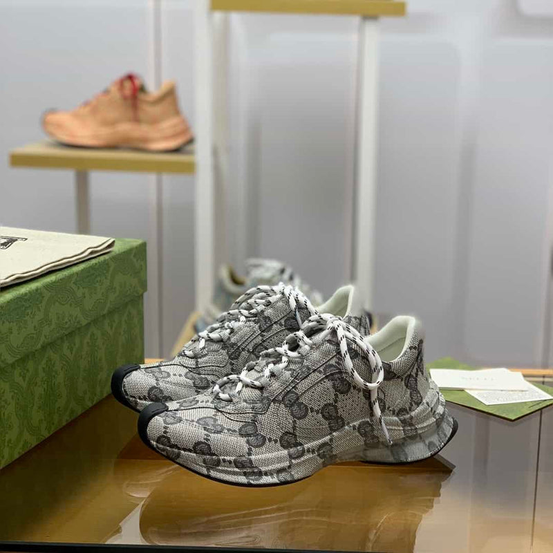 Tênis Gucci