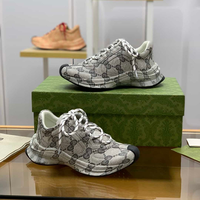 Tênis Gucci