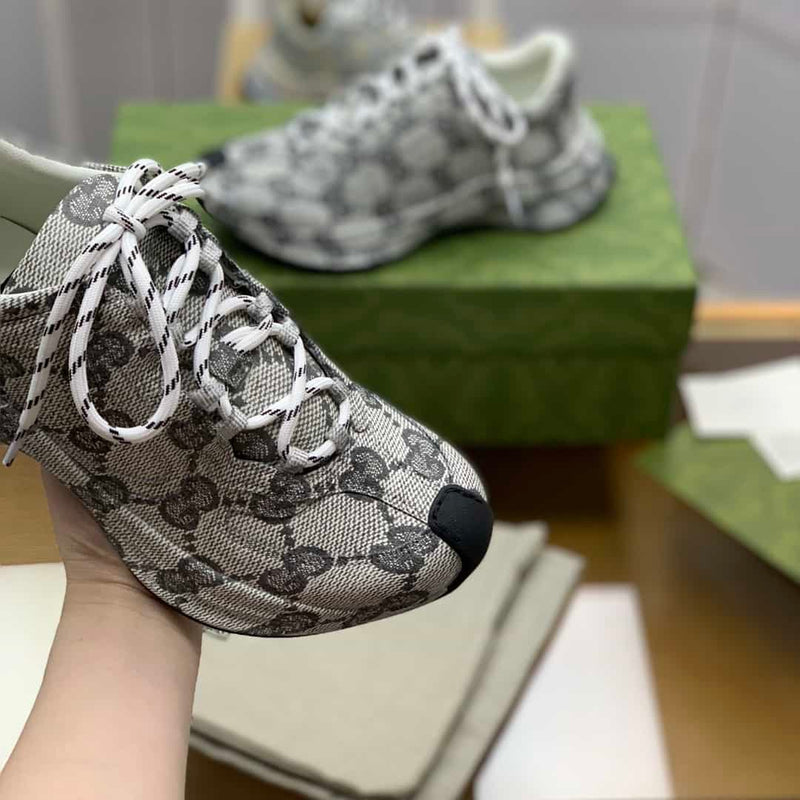 Tênis Gucci