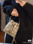 Bolsa Louis Vuitton Nano Noé