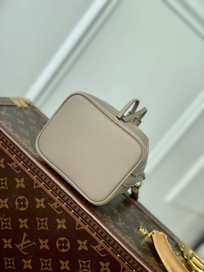 Bolsa Louis Vuitton Nano Noé