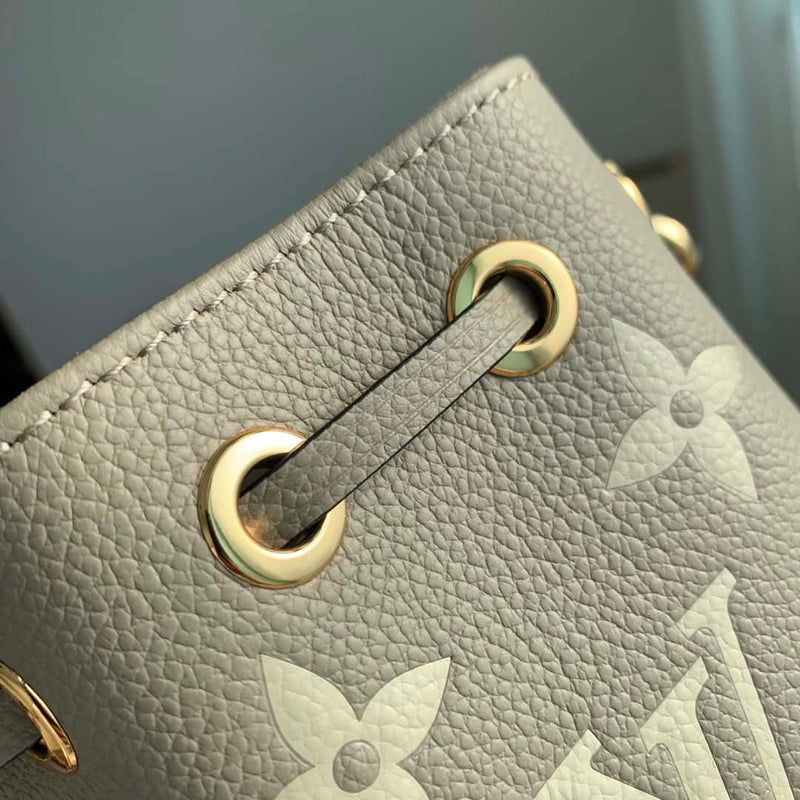 Bolsa Louis Vuitton Nano Noé